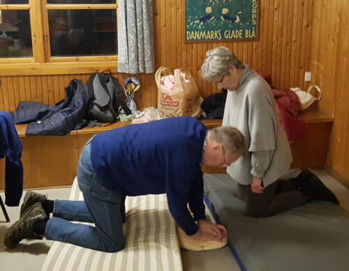 Olav og Lis afprøver hjertedukken